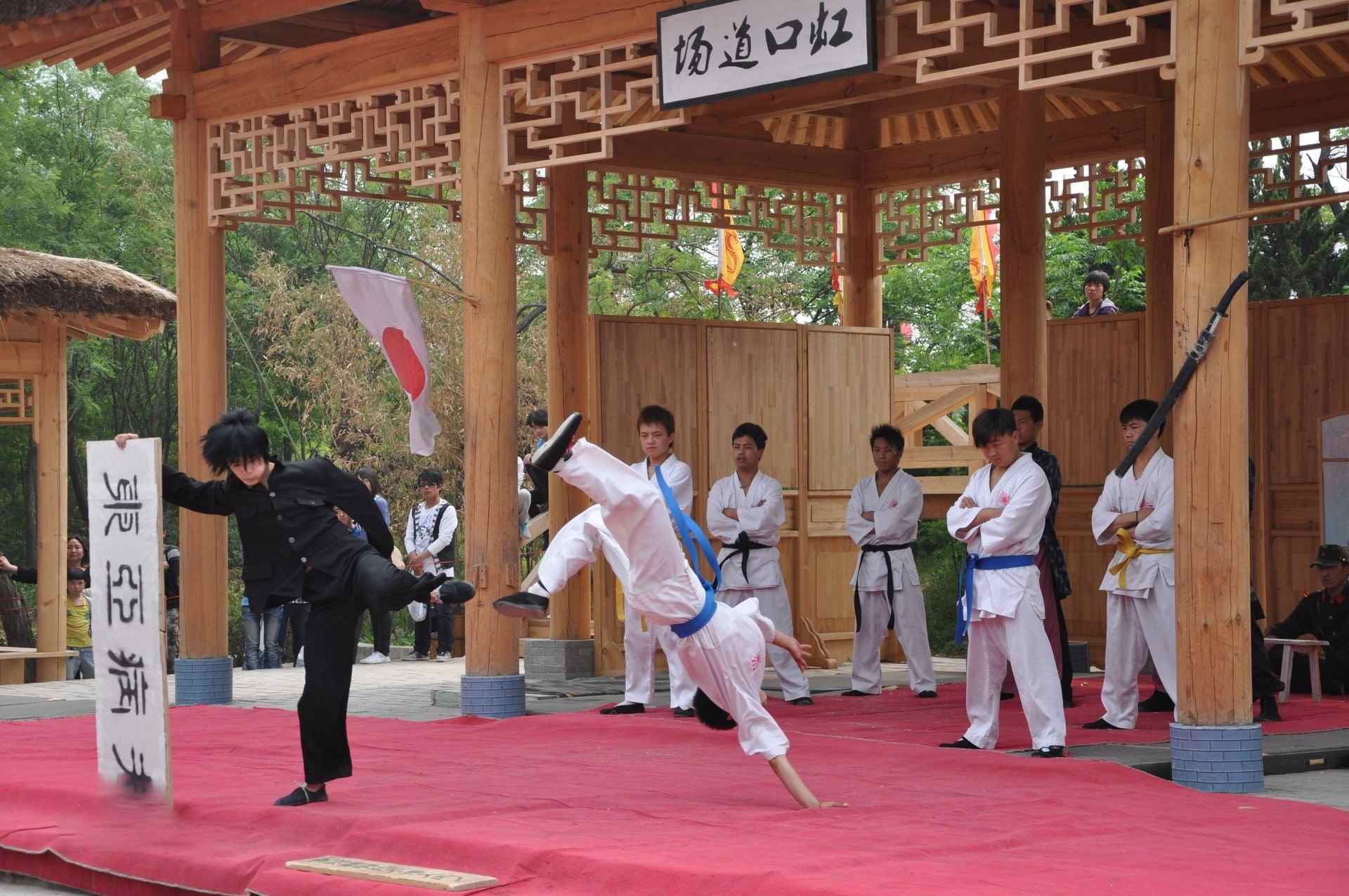 開(kāi)封萬(wàn)歲山景區
